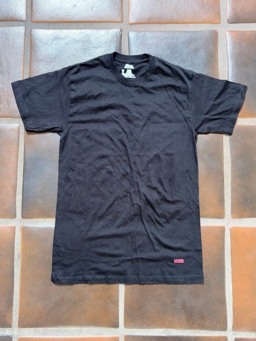 Supreme x Hanes Tagless Tee Black S